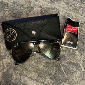 Polarized aviators raybans